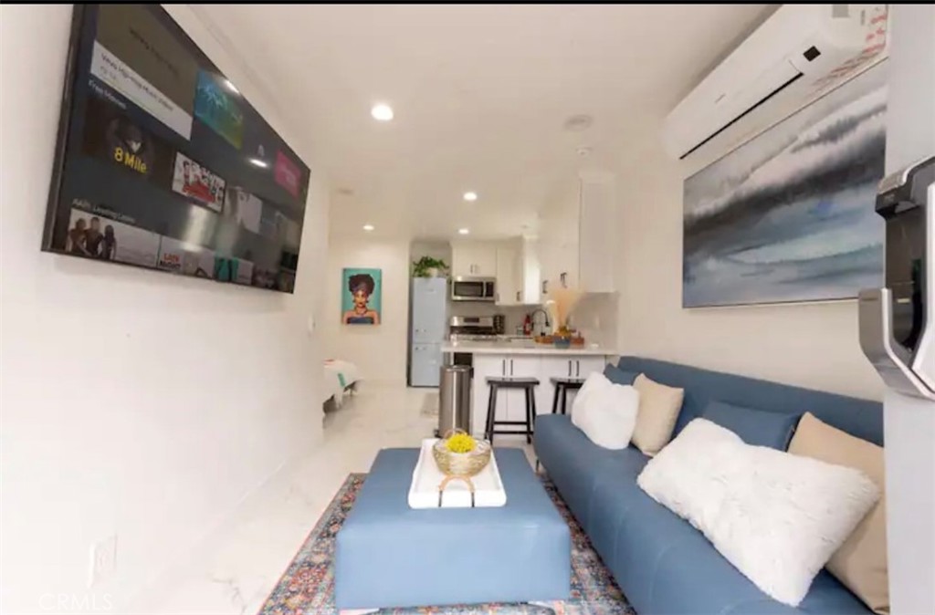 Elegant, brand-new, fully-furnished studio apartment in the heart of Hollywood off La Brea and Sunset! AC, heated floors, washer/dryer, large screen smart TV, and much more. Includes ALL utilities. Can also be leased UN-furnished. Enjoy West Hollywood with amenities such as the Chinese Theater, El Capitan Theater, Hollywood and Highland shopping mall, Dolby Theater, Hollywood Hills, Pantages Theater, Hollywood Walk of Fame, Magic Castle as well as other amenities such as Trader Joe's, Target, In-N-Out Burger, Plummer Park, and a variety of fine dining establishments.