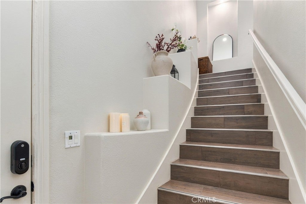 24157 Arrowhead Court