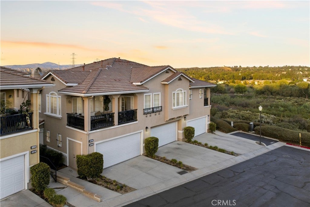 24157 Arrowhead Court