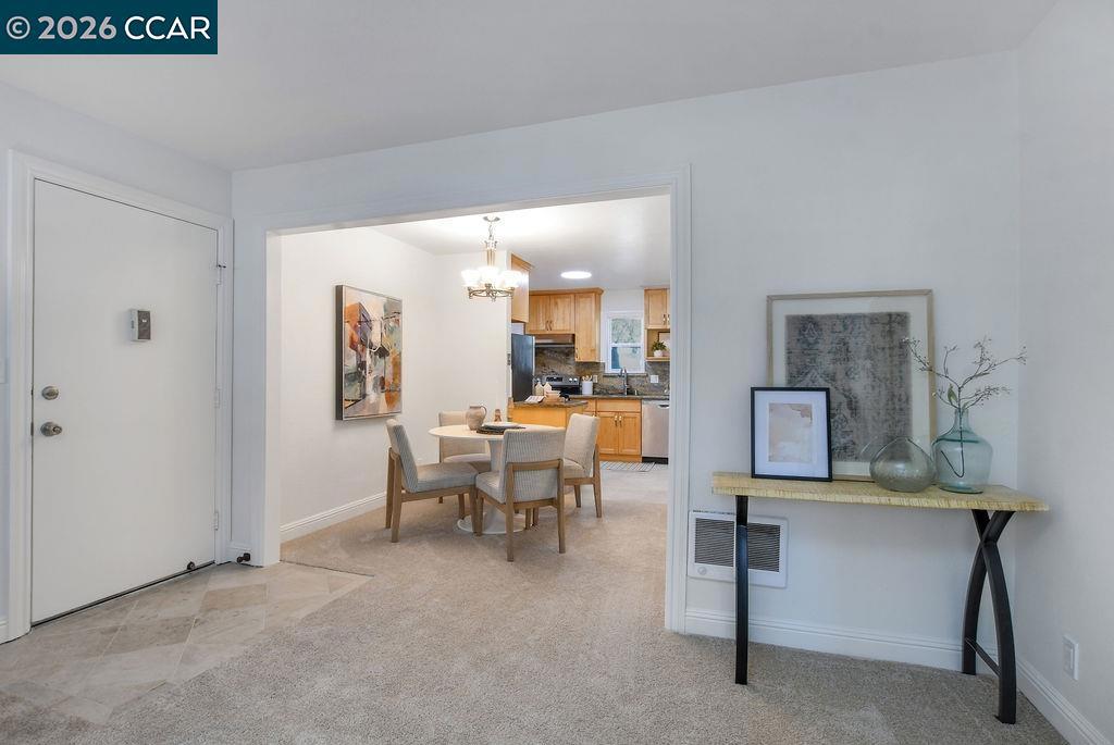 375 Camelback Rd #3