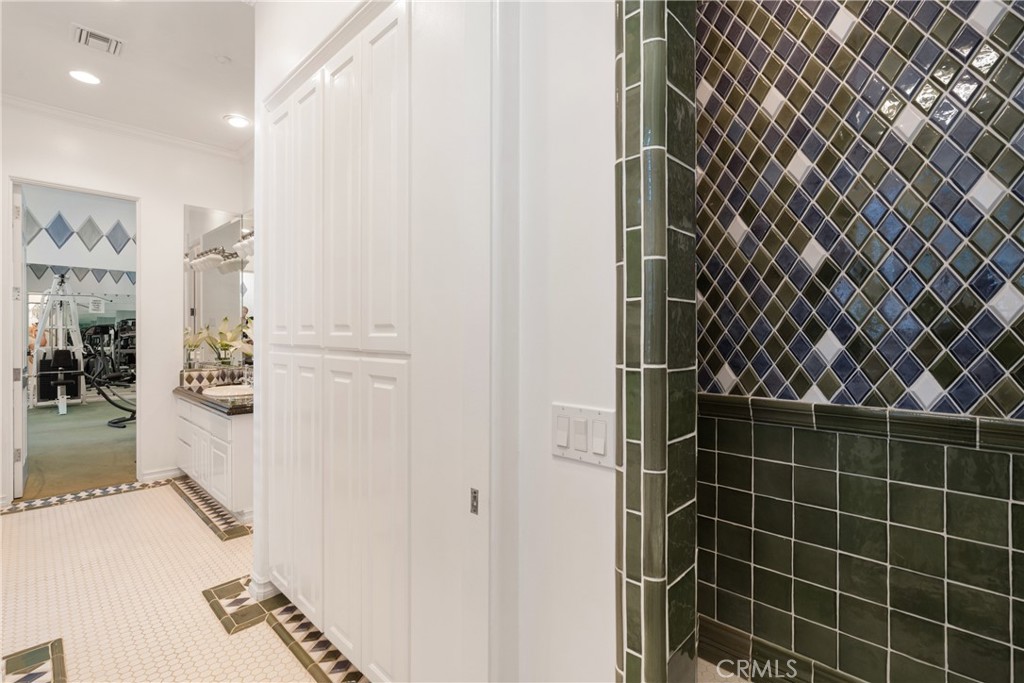 Rancho Santa Fe - Residential