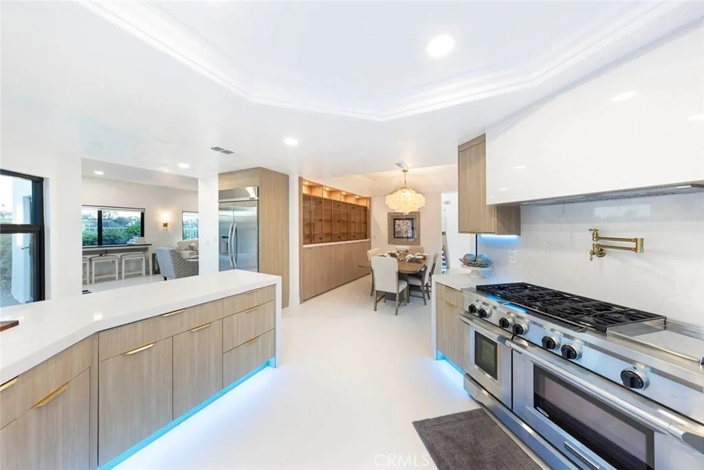 Laguna Niguel, California 92677, United States, 4 Bedrooms Bedrooms, ,3 BathroomsBathrooms,Residential,Active,166568