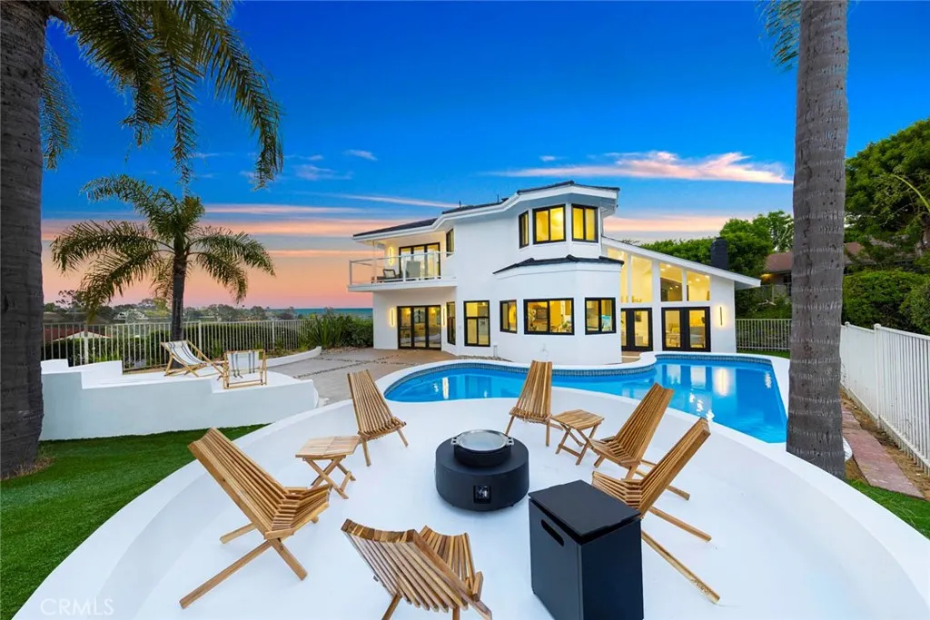 Laguna Niguel, California 92677, United States, 4 Bedrooms Bedrooms, ,3 BathroomsBathrooms,Residential,Active,166568