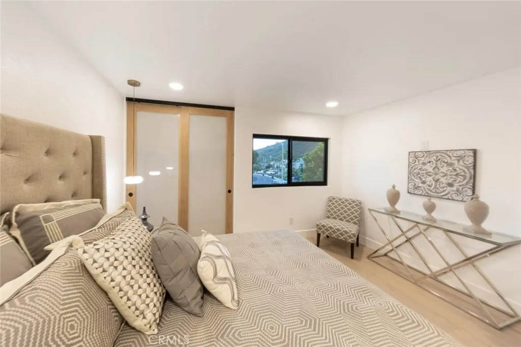 Laguna Niguel, California 92677, United States, 4 Bedrooms Bedrooms, ,3 BathroomsBathrooms,Residential,Active,166568