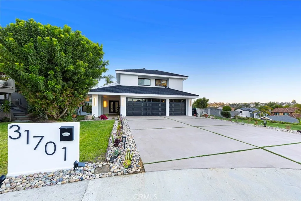 Laguna Niguel, California 92677, United States, 4 Bedrooms Bedrooms, ,3 BathroomsBathrooms,Residential,Active,166568