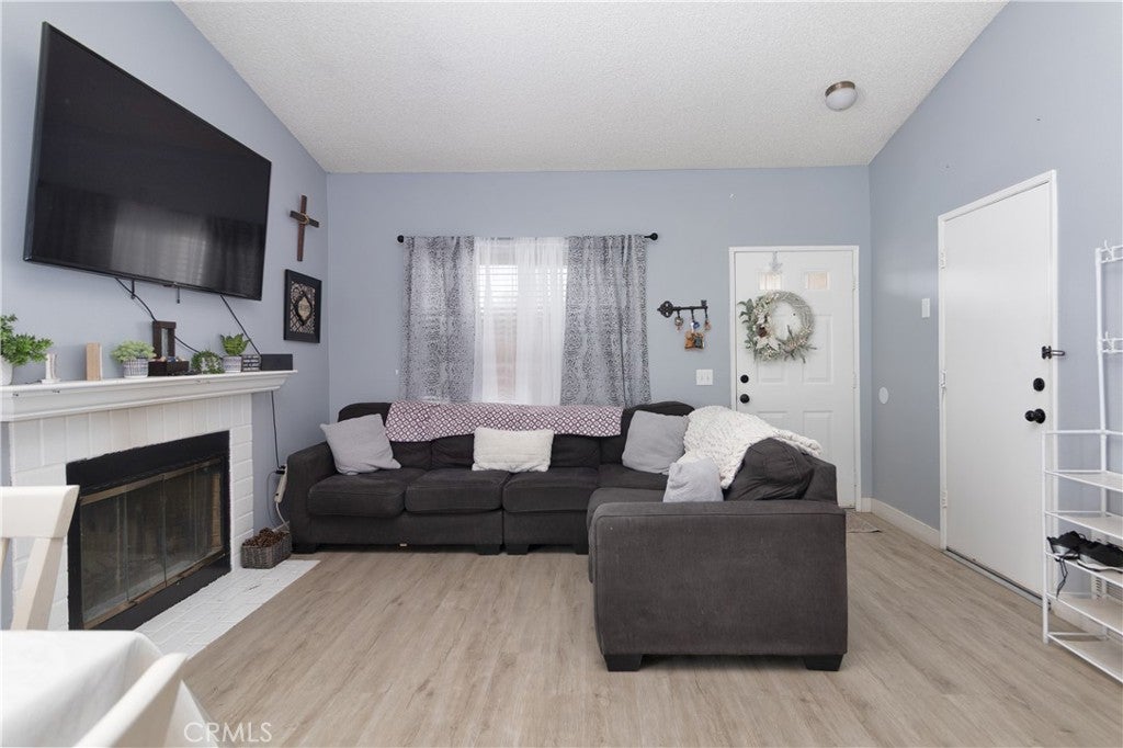 9155 Cherrywood