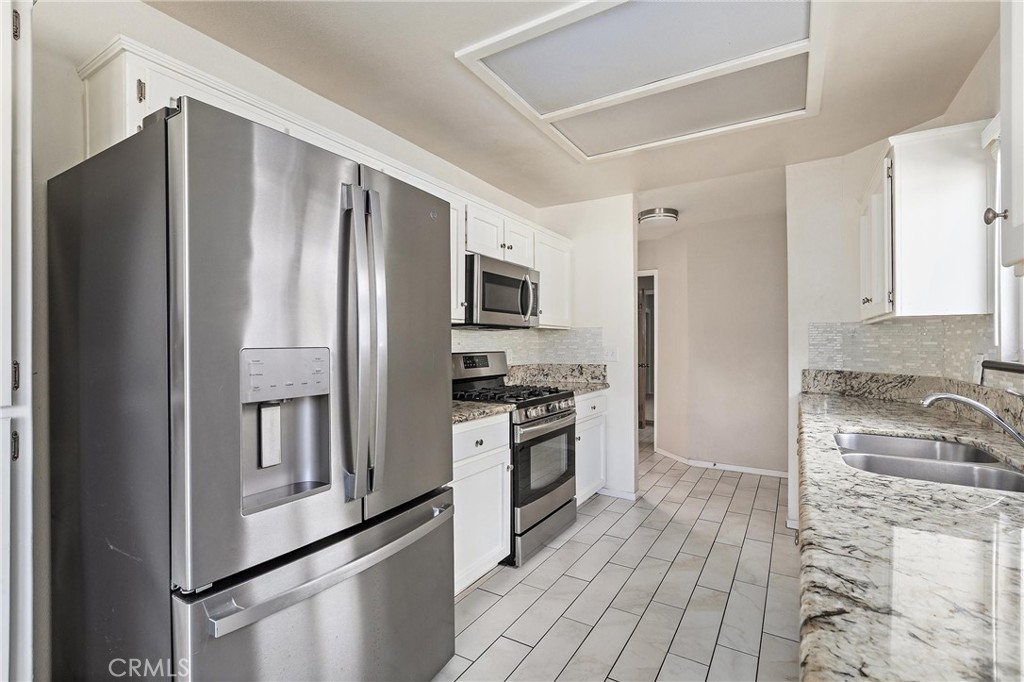 1158 Pacific Pointe
