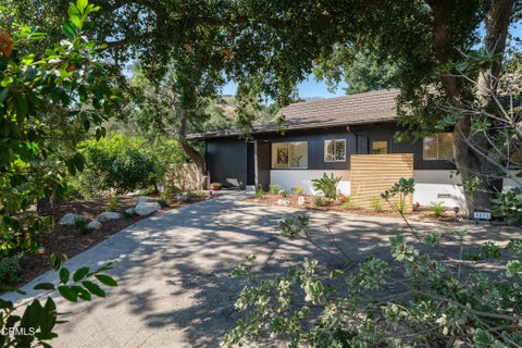 Photo of 3271 New York Drive, Pasadena, CA 91107 (MLS # P1-28992)