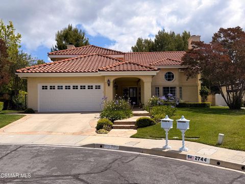 Photo of 2750 Hilary Court, Thousand Oaks, CA 91362 (MLS # 226001941)
