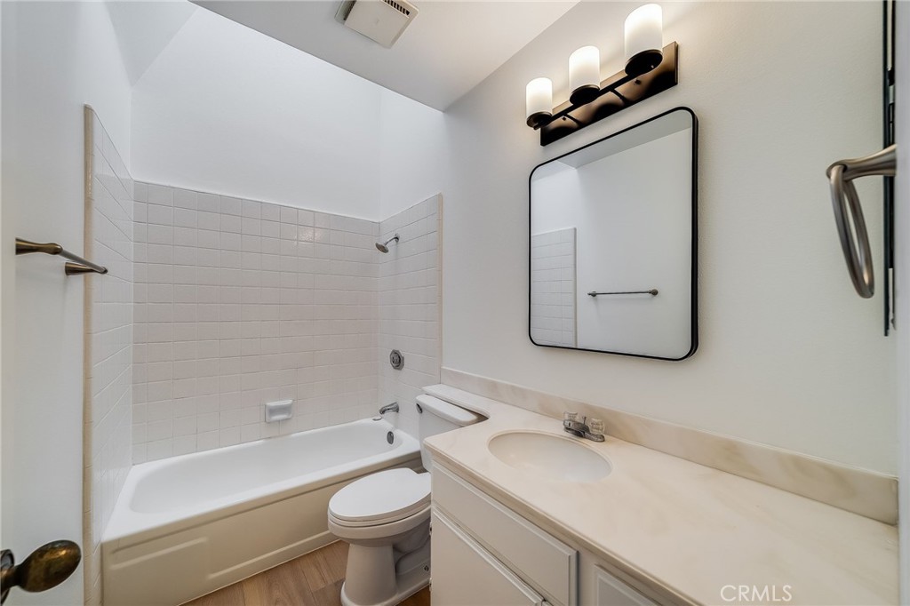 66 Georgetown, Irvine CA 92612 - Photo 24