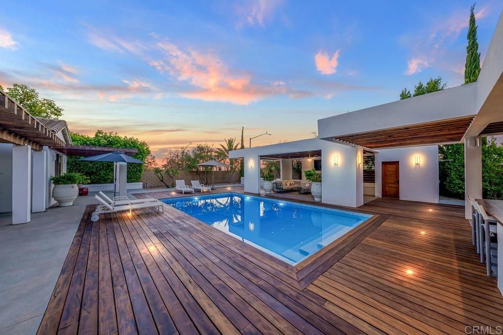 listing image 130723440520940658784