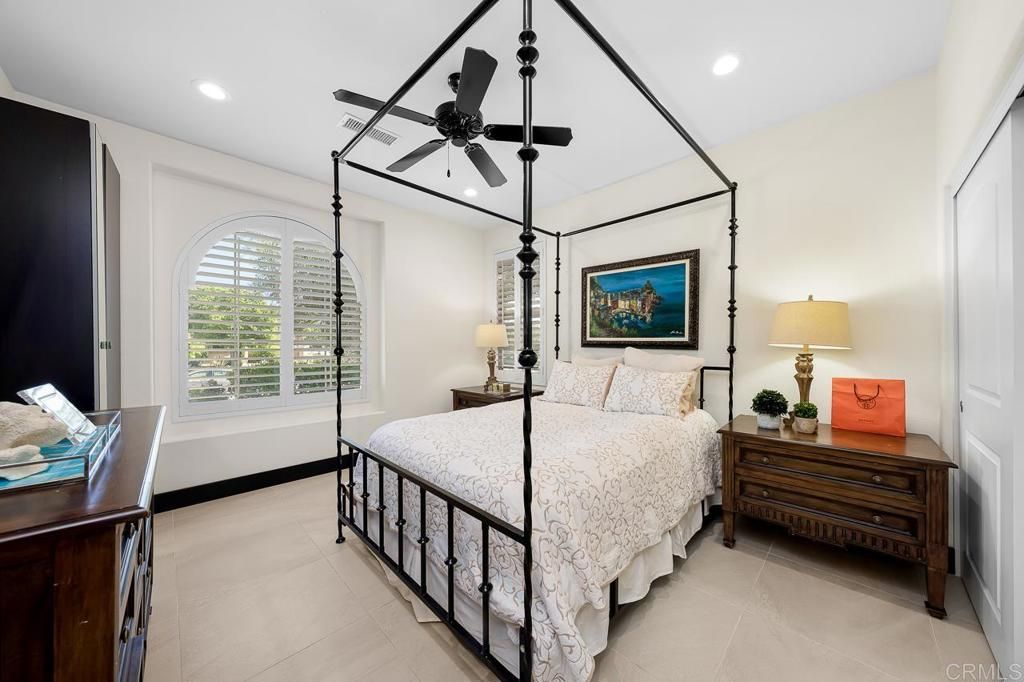 listing image 130720616675136467063