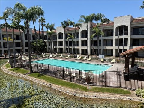 11630 Warner Fountain Valley CA 92708