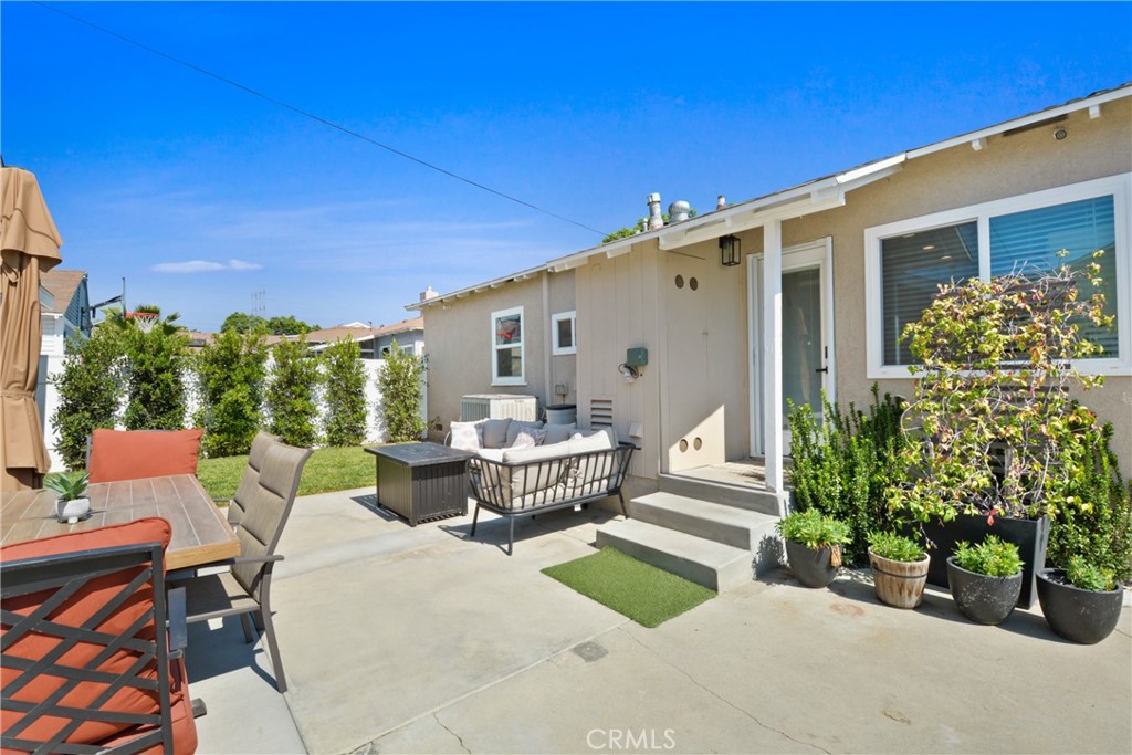 6139 Pearce Avenue