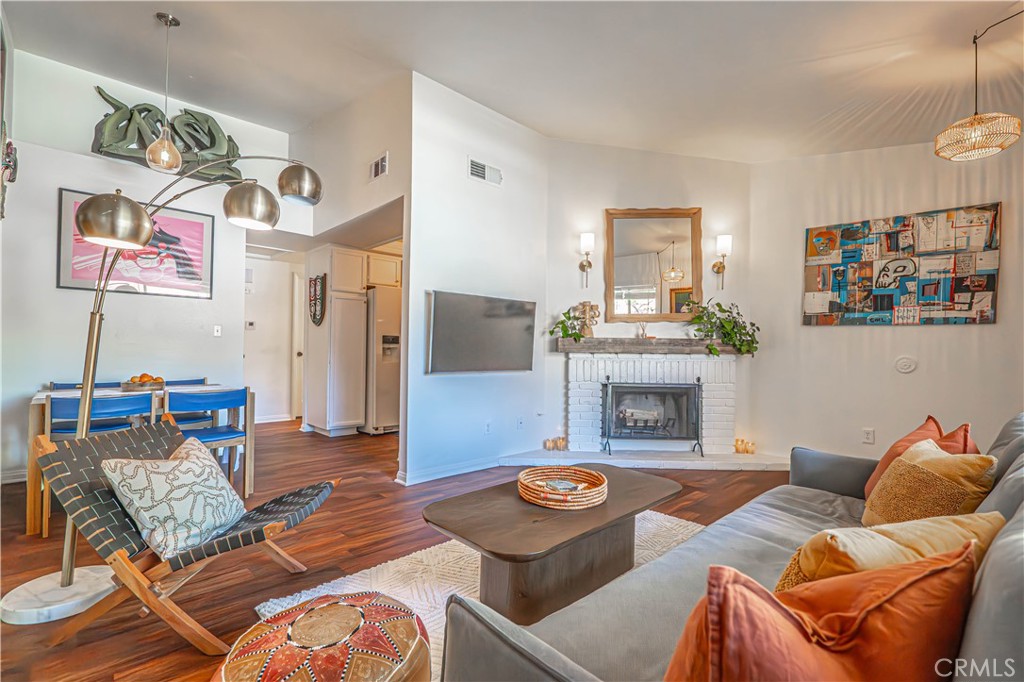 848 Woodland Avenue 19