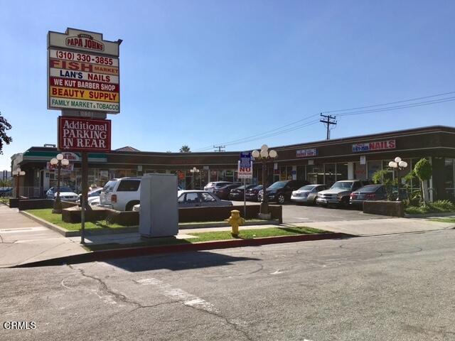 This was previously a Beauty Supply business. There are three individual room in the back (the office is one) and a large bathroom. Recently cleaned up and made plain for your own improvements. There is a rear gate entrance at the back of the building for ease of parking and access. This building space measures out at 1,500.00 sq. ft. The net price is $2,800.00 per month (this includes NNN).