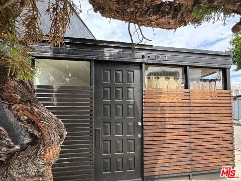 Photo of 119 S Bixel Street, Los Angeles, CA 90026 (MLS # 26988811)