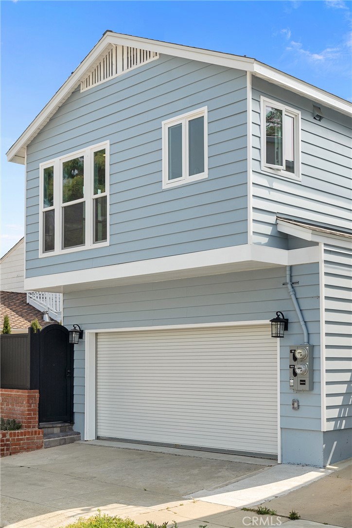 Alamitos Heights (AH) - Residential Lease