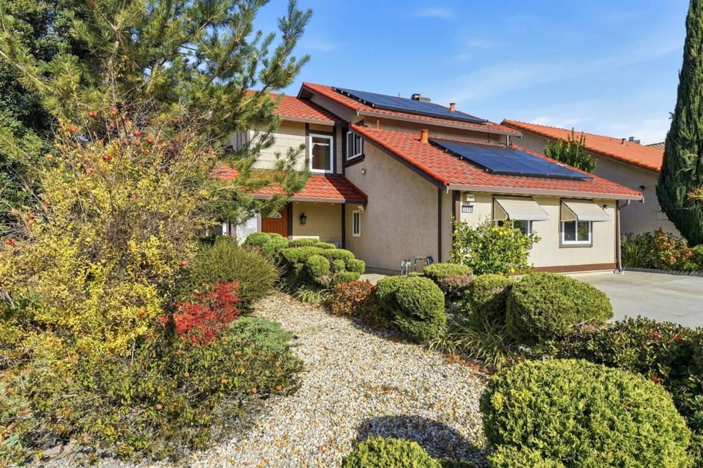 Photo of 3205 Gateland Court, San Jose, CA 95148 (MLS # ML82028213)