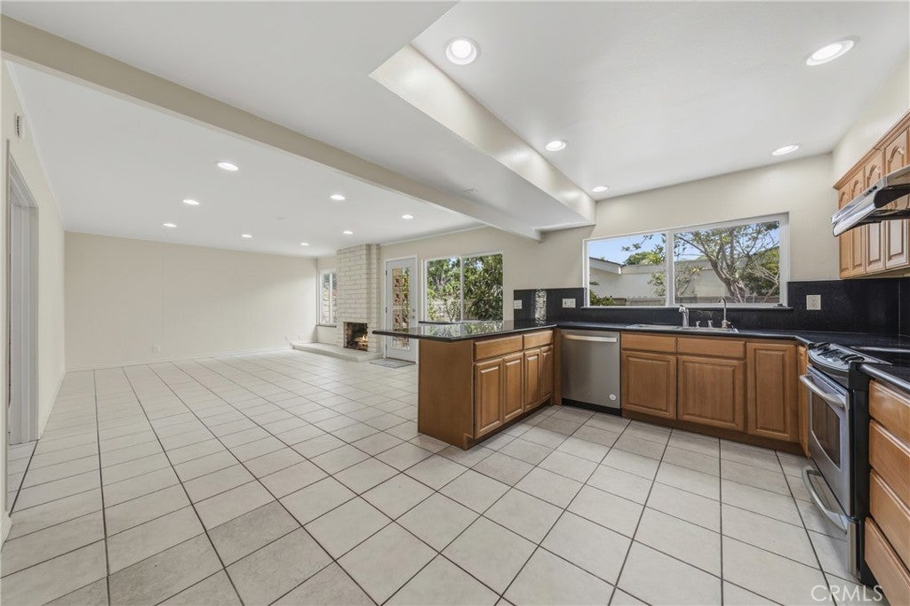 1 Bayberry Way, Irvine CA 92612 - Photo 12