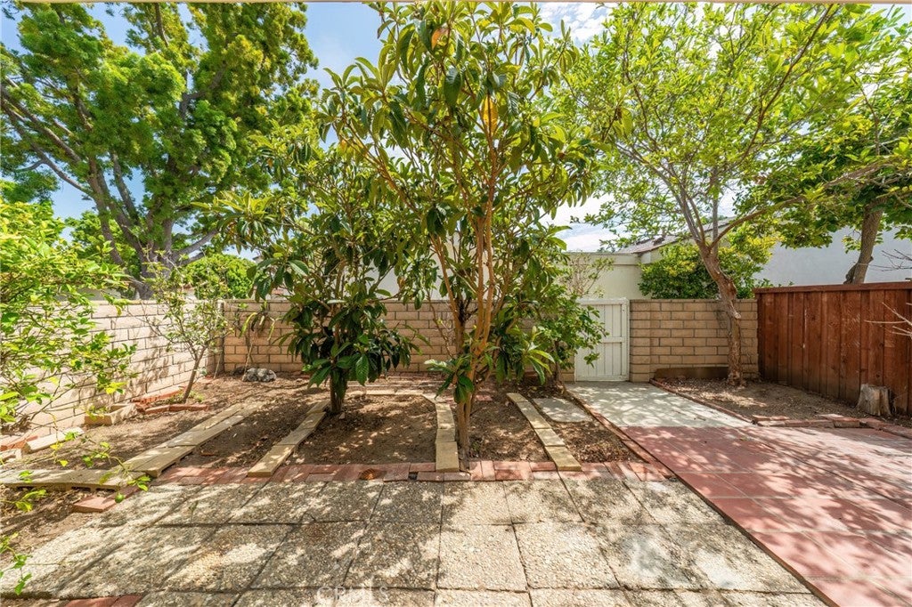 1 Bayberry Way, Irvine CA 92612 - Photo 31