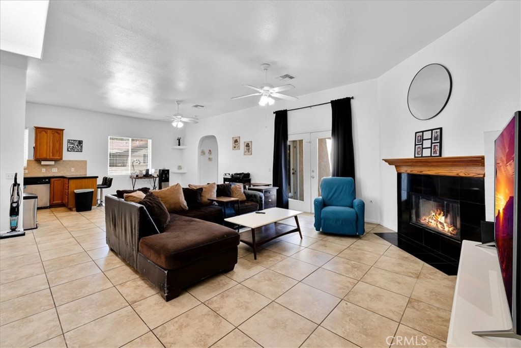 Mission Lakes (34101) - Residential