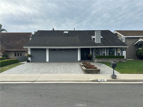 8512 Palermo Huntington Beach CA 92646