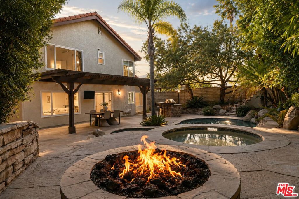 2233 Country Park Court