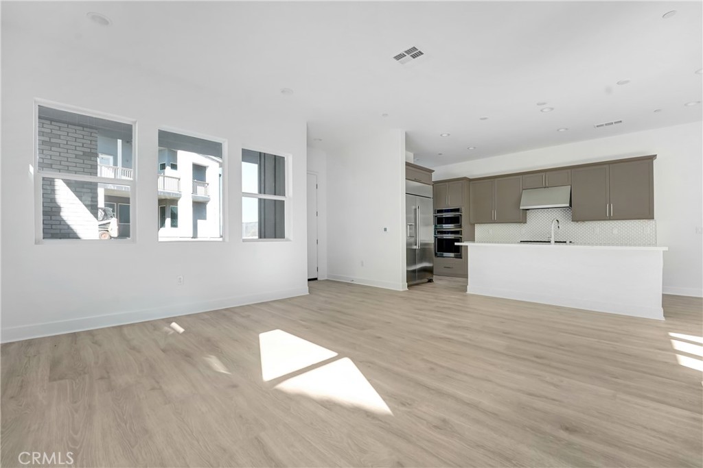 27345 Creekwood Lane