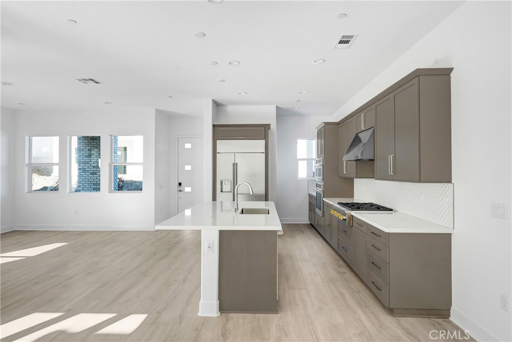 27345 Creekwood Lane