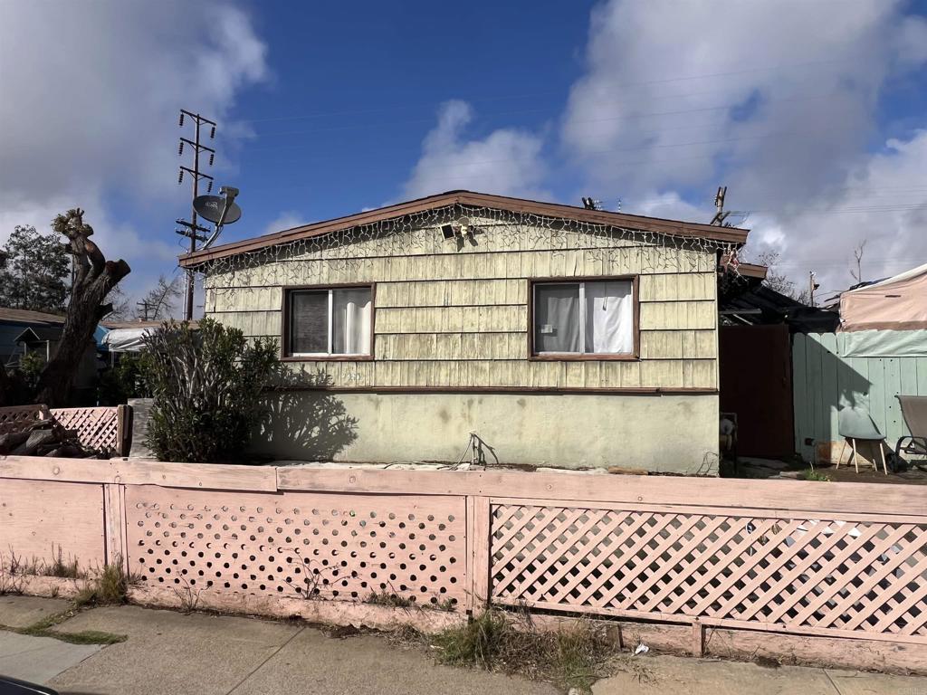 4526 28 Clairemont Mesa Boulevard