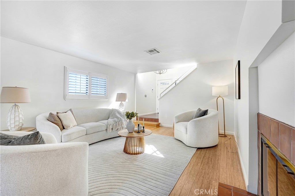 2607 Dove Creek Lane B