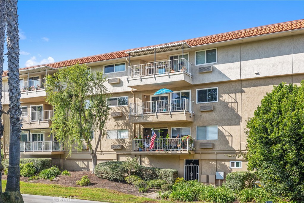 Laguna Woods - Residential