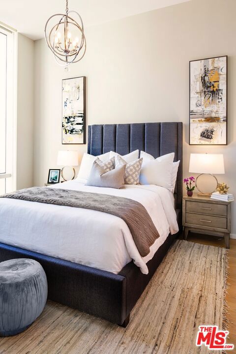 877 Francisco Street 1806