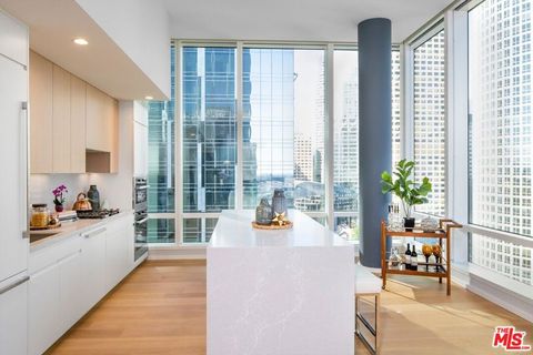 Photo of 877 Francisco Street #1806, Los Angeles, CA 90017 (MLS # 26659173)