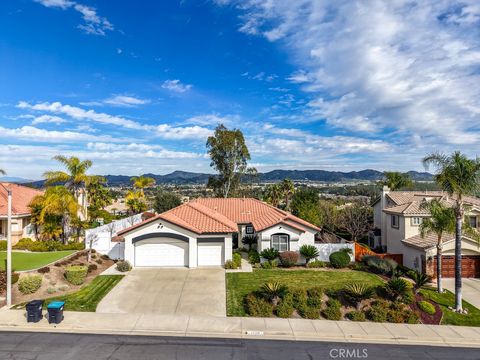 Photo of 42729 Settlers Rdg, Murrieta, CA 92562 (MLS # SW26020959)
