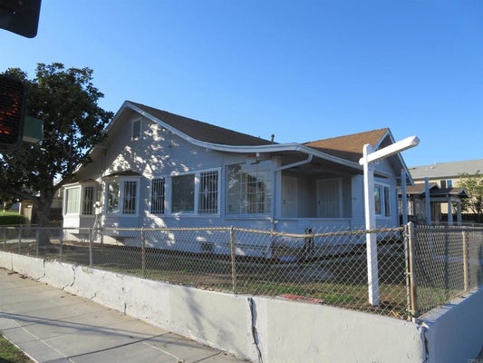 4202 43RD ST, SAN DIEGO, CA 92105 - Image 396735292eb3a368e80a686e1622be21/4286065007