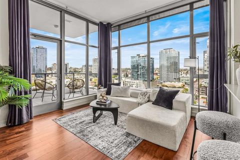 Photo of 575 6Th Ave #1502, San Diego, CA 92101 (MLS # 260010574SD)