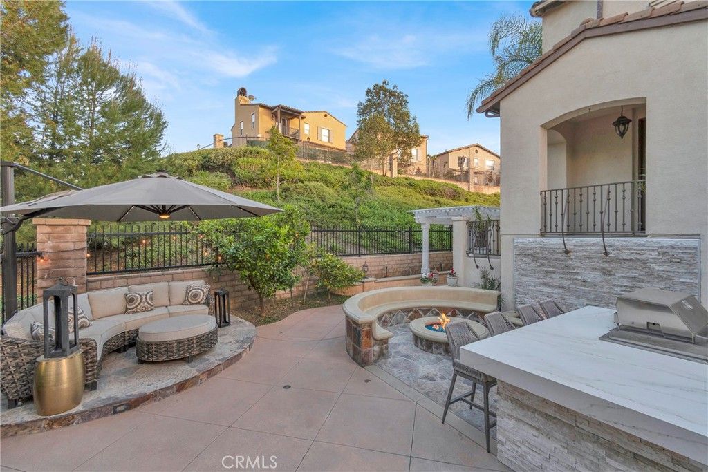 Photo of 347 Tall Oak, Irvine, CA 92603 (MLS # PV26046438)