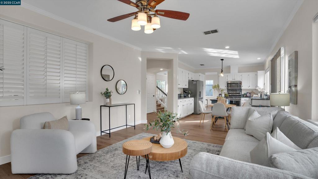 BRENTWOOD - Residential