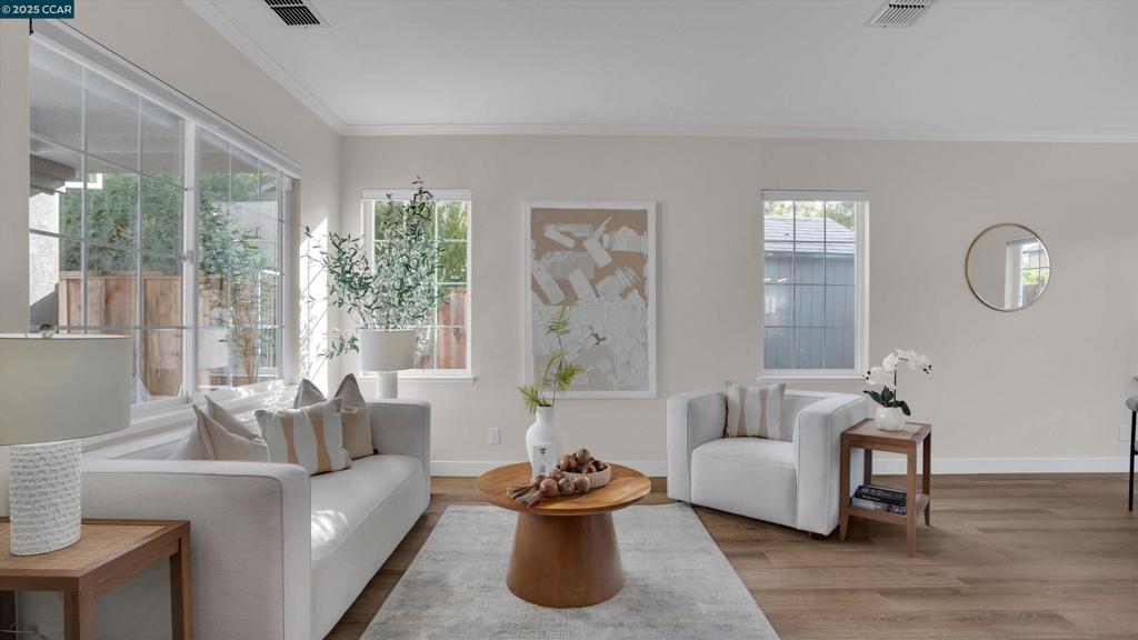 BRENTWOOD - Residential