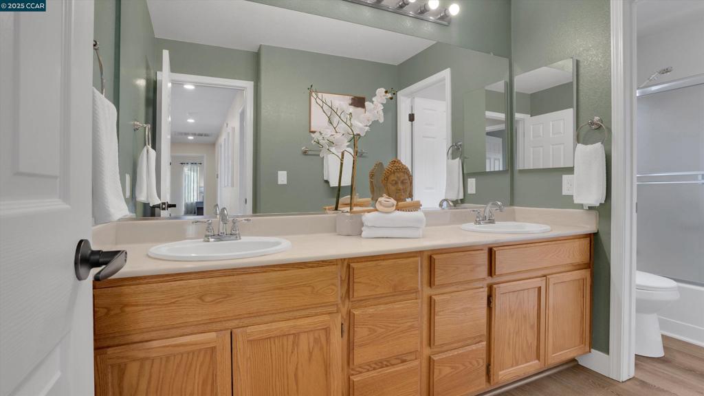 BRENTWOOD - Residential