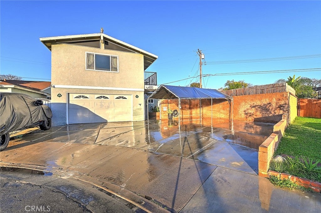 8297 E Carburton