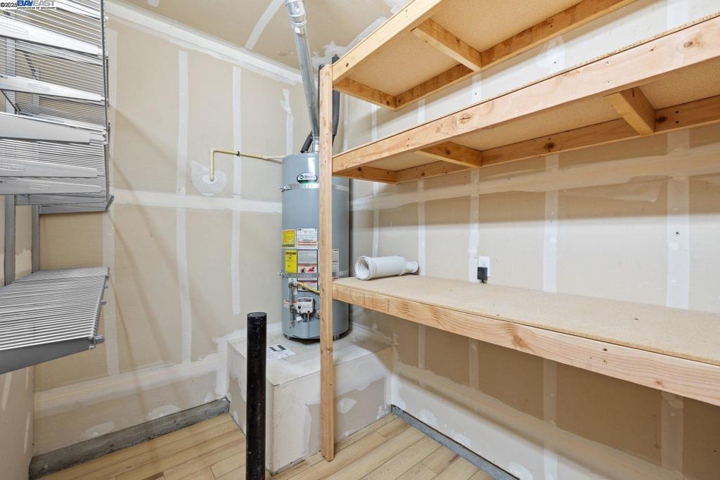 SUMMERLAKE - Residential