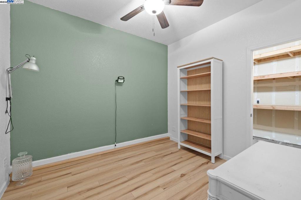 SUMMERLAKE - Residential