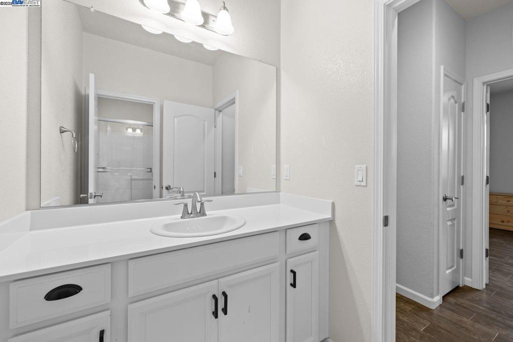 SUMMERLAKE - Residential