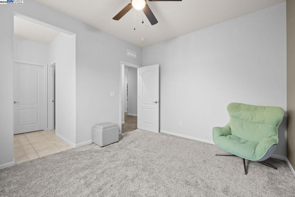 SUMMERLAKE - Residential