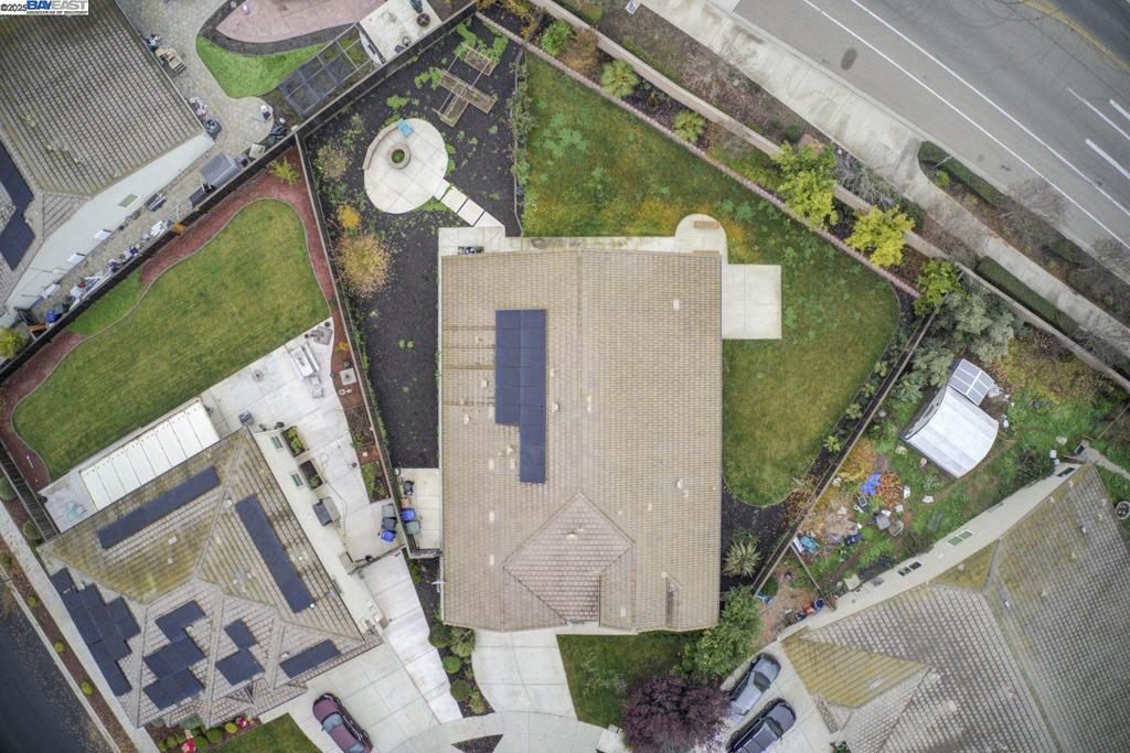 SUMMERLAKE - Residential