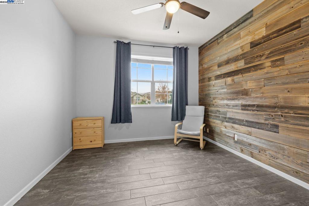 SUMMERLAKE - Residential