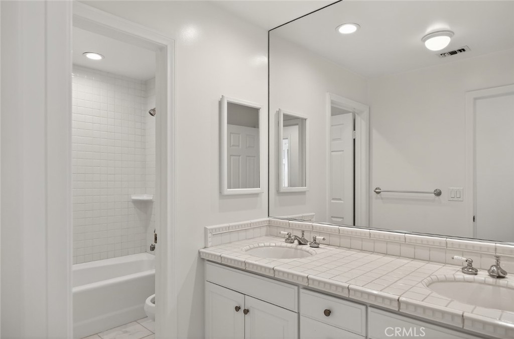 Harbor View Hills I (HAV1) - Residential Lease